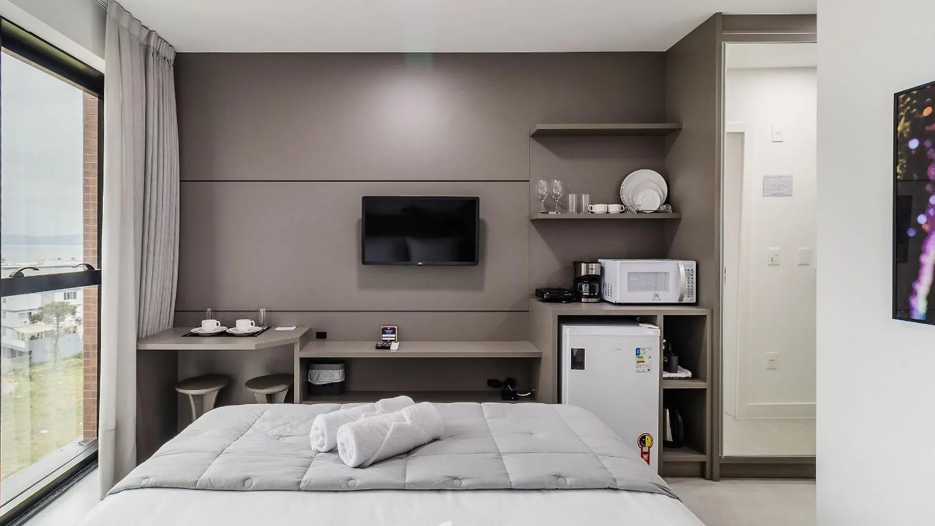 Mhfbs - Edificio Moderno C/ Piscina Vista Mar Em Itapemaアパートメント ブラジル