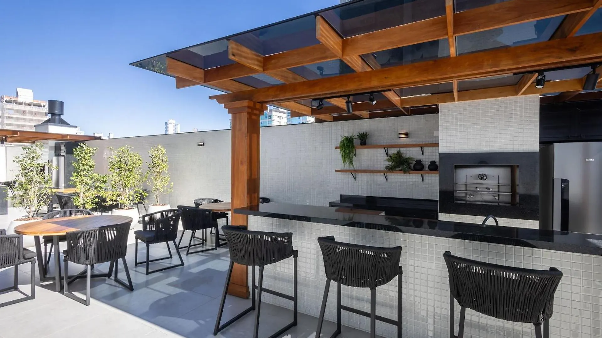 アパート Mhfbs - Edificio Moderno C/ Piscina Vista Mar Em Itapemaアパートメント