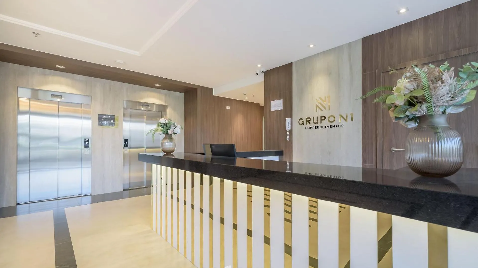 Mhfbs - Edificio Moderno C/ Piscina Vista Mar Em Itapema Apartment Brazil