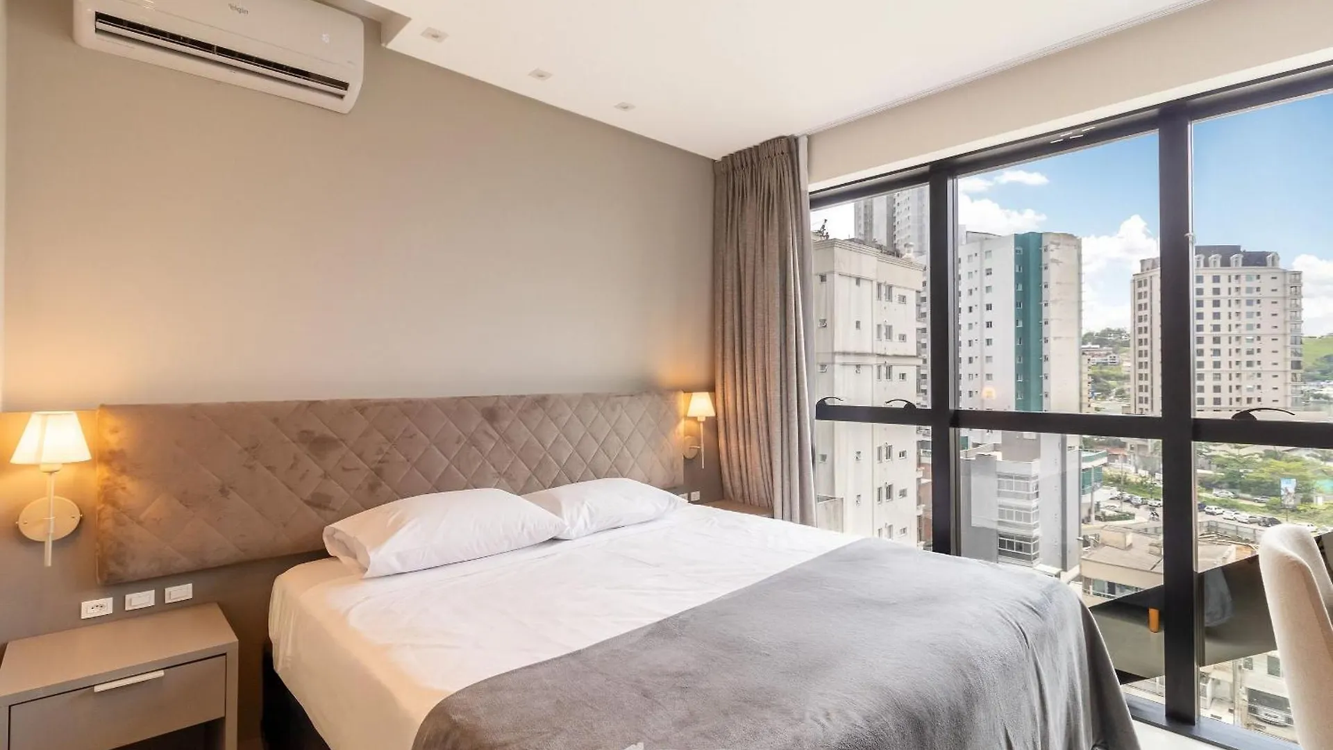 Mhfbs - Edificio Moderno C/ Piscina Vista Mar Em Itapema Apartment 0*,  Brazil