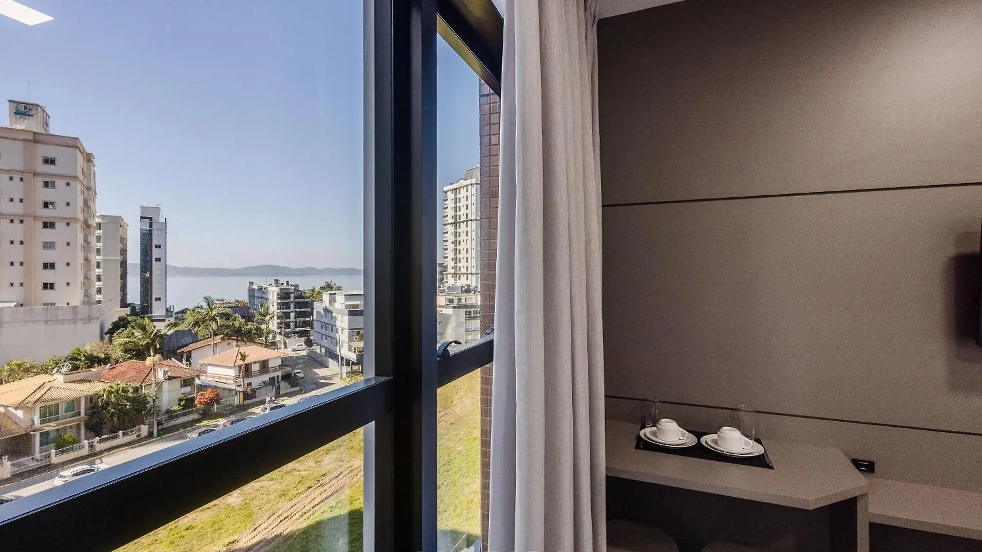 Mhfbs - Edificio Moderno C/ Piscina Vista Mar Em Itapema Apartamento 0*,