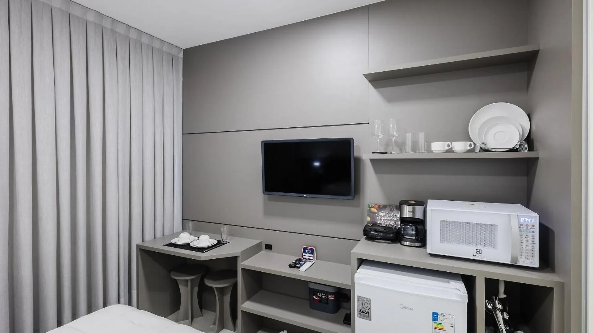 Mhfbs - Edificio Moderno C/ Piscina Vista Mar Em Itapema Apartamento