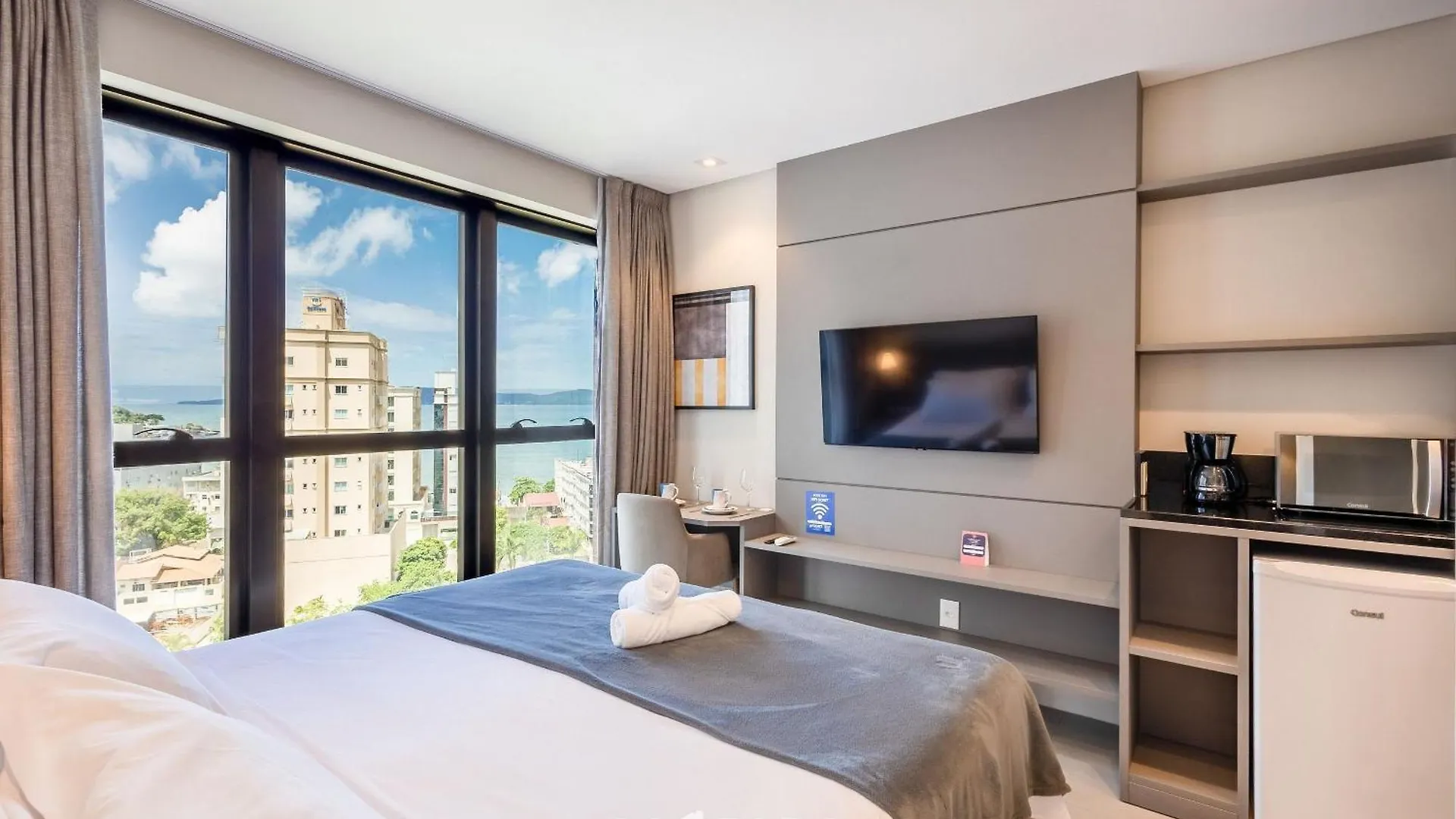 Mhfbs - Edificio Moderno C/ Piscina Vista Mar Em Itapema Apartamento